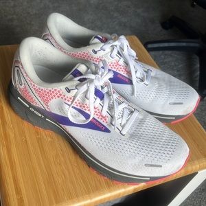 Brooks Ghost 14 size 11